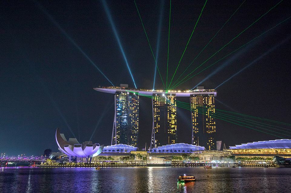 Peter Leyendecker - Singapur Night